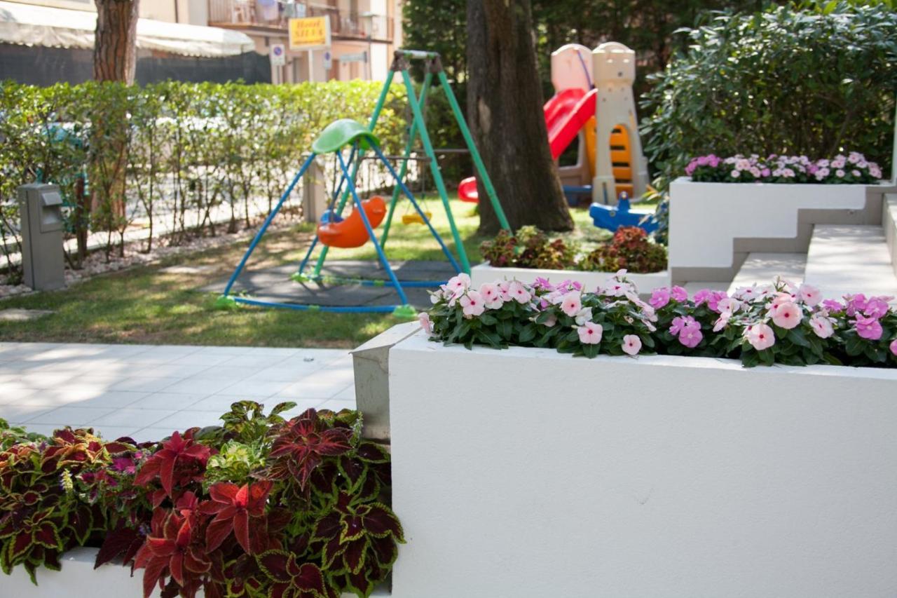 Hotel Albatros Lido di Jesolo Buitenkant foto
