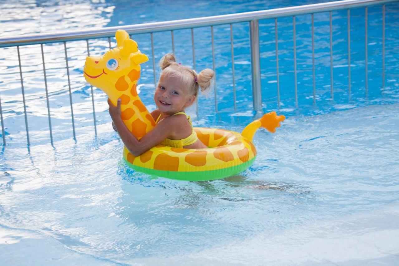 Hotel Albatros Lido di Jesolo Buitenkant foto